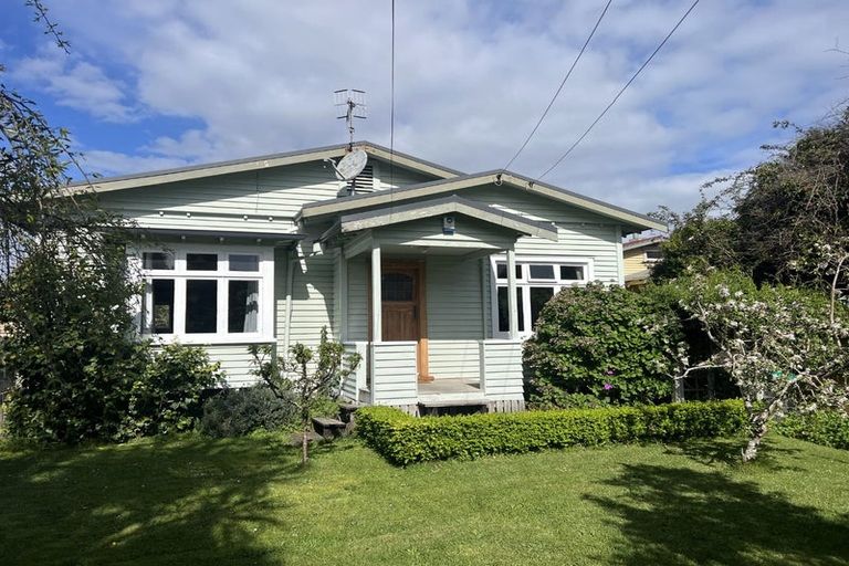 Photo of property in 12 Taniwha Street, Frankton, Hamilton, 3204