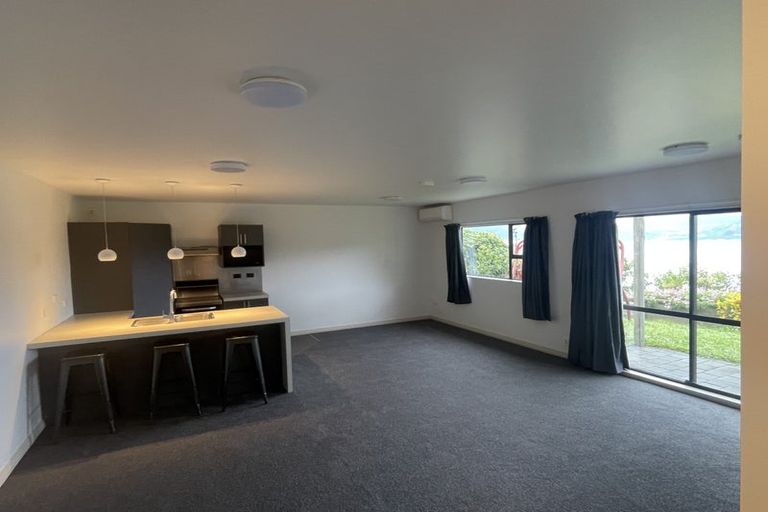 Photo of property in 12 Countess Close, Maupuia, Wellington, 6022