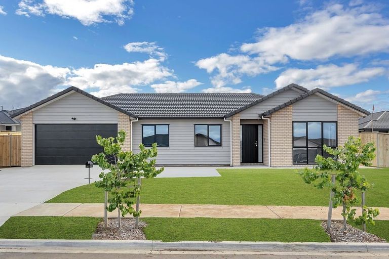 Photo of property in 23 Glenaray Crescent, Wanaka, 9305
