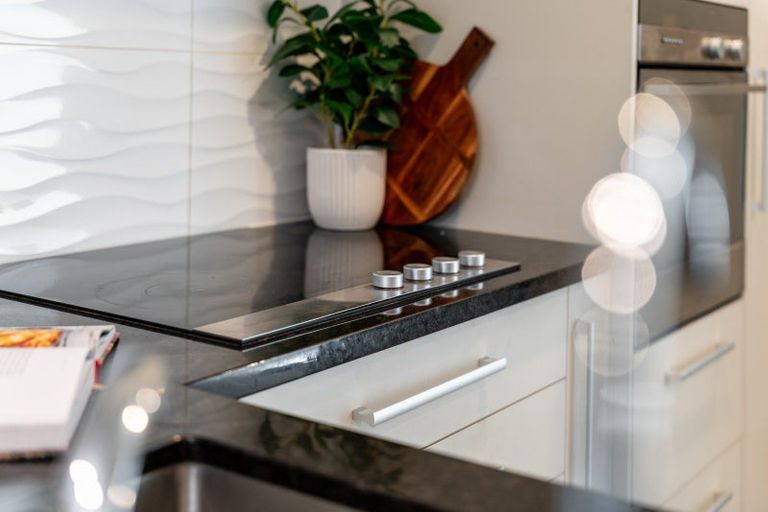 Photo of property in 16b Hobson Street, Thorndon, Wellington, 6011