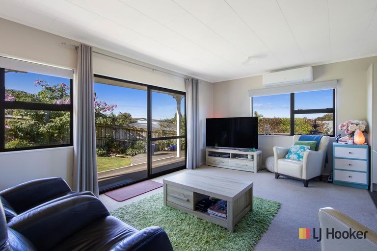 Photo of property in 12a Koutunui Road, Athenree, Katikati, 3177