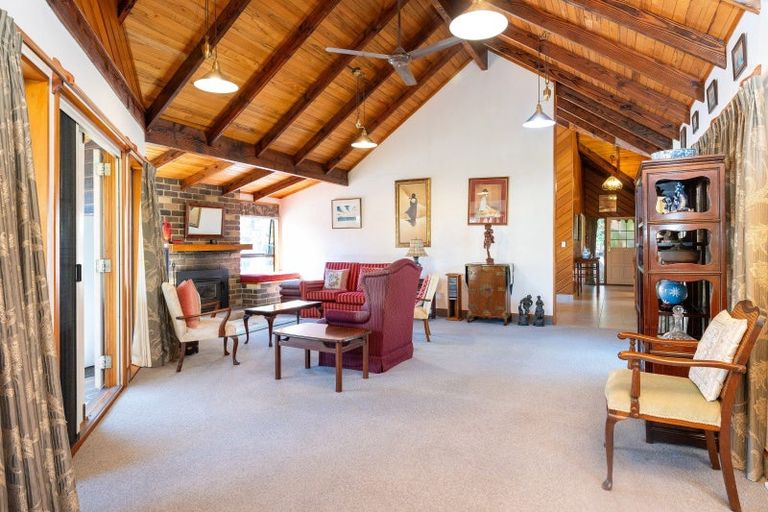 Photo of property in 1 Ritchie Place, Havelock North, 4130