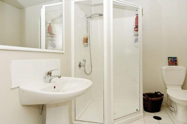 Photo of property in 19/8 Soljak Place, Mount Albert, Auckland, 1025