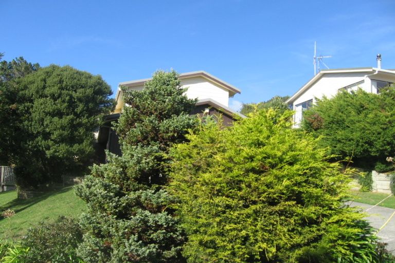 Photo of property in 10 Picketboat Lane, Whitby, Porirua, 5024