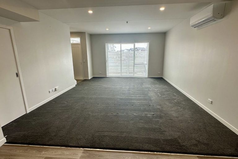 Photo of property in 26/30 Adventure Drive, Whitby, Porirua, 5024