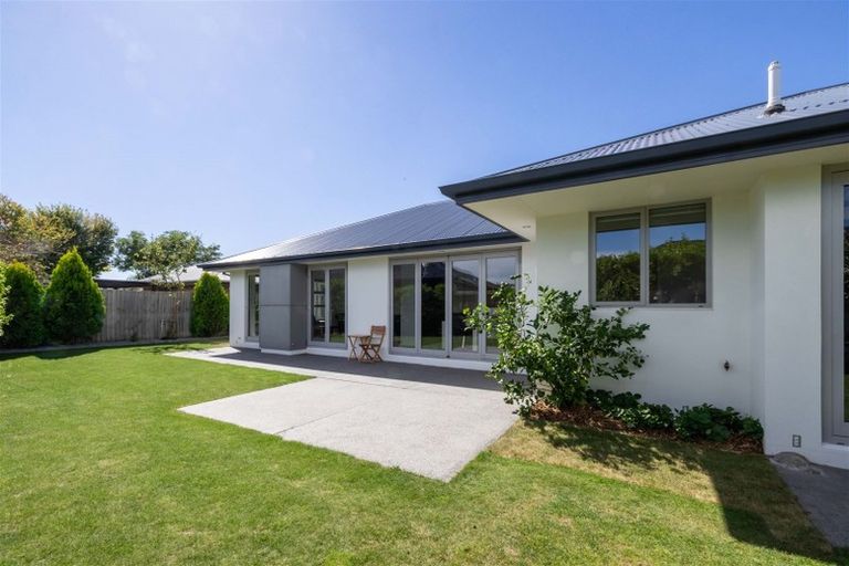 Photo of property in 37a Country Palms Drive, Halswell, Christchurch, 8025