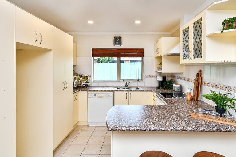 Photo of property in 220a Shirley Road, Papatoetoe, Auckland, 2025