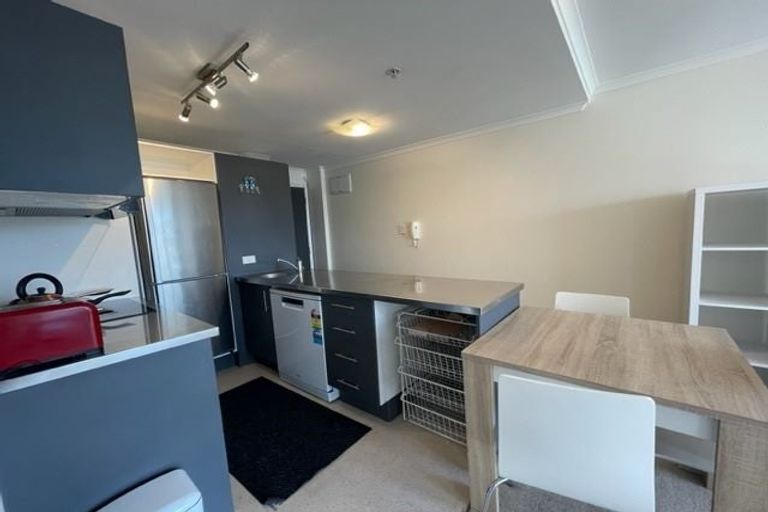 Photo of property in Monvie Apartments, 606/15 Holland Street, Te Aro, Wellington, 6011