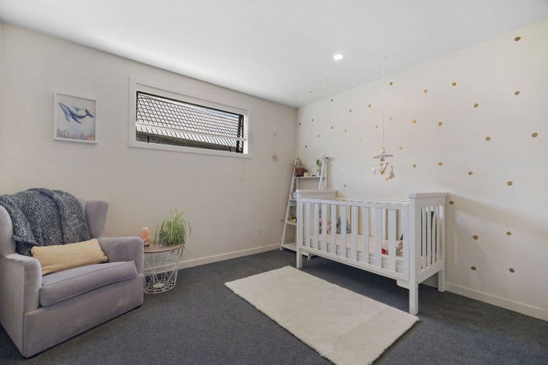 Photo of property in 9 Huxley Place, Lake Hayes, Queenstown, 9304