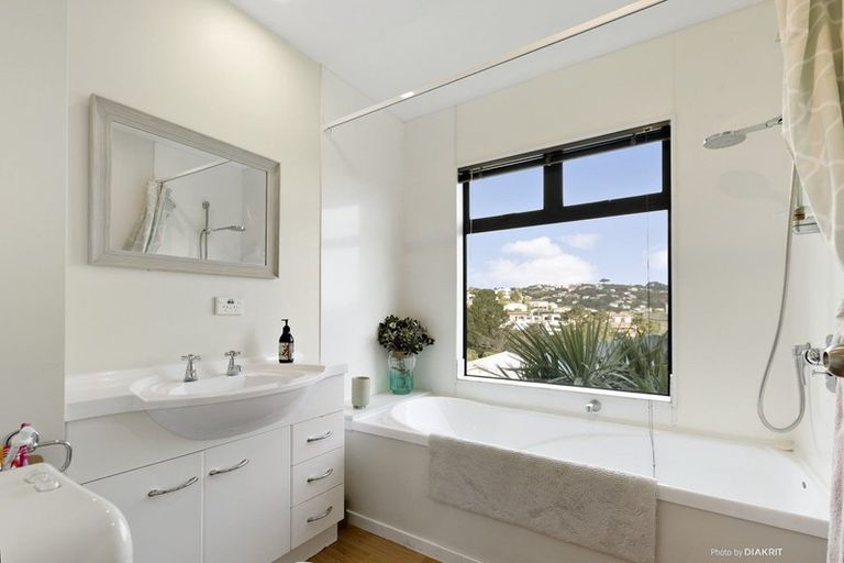 Photo of property in 138 Townsend Road, Miramar, Wellington, 6022