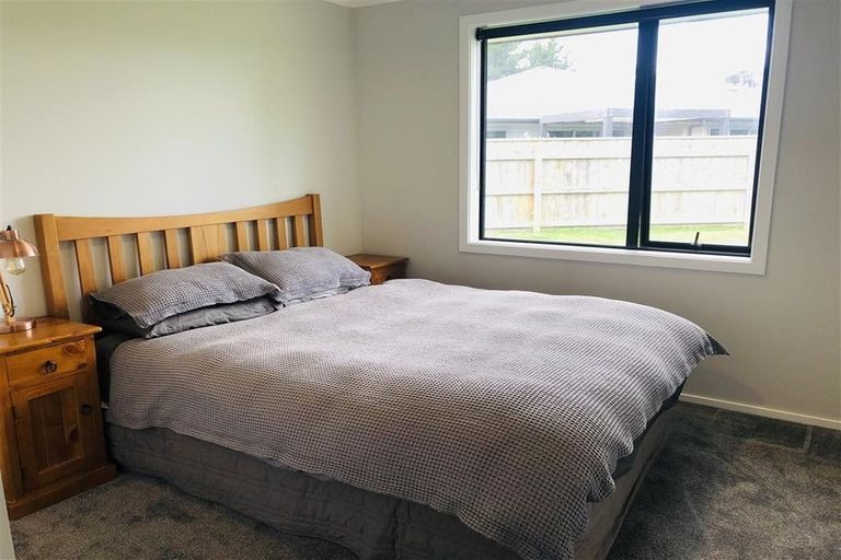 Photo of property in 10 Dow Chung Place, Otaki, 5512