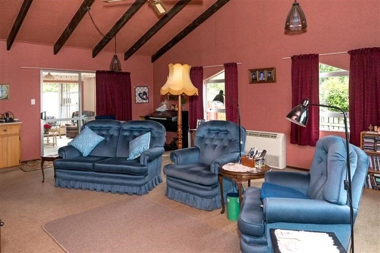 Photo of property in 104b Mckenzie Street, Geraldine, 7930