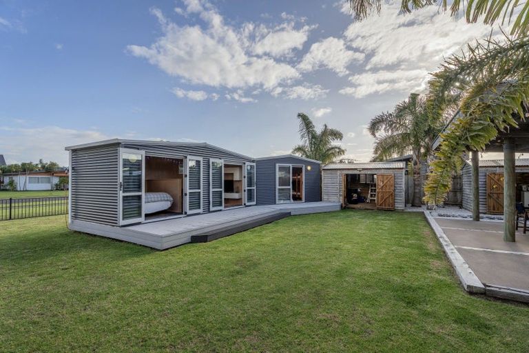 Photo of property in 5 Aquila Drive, Whitianga, 3510