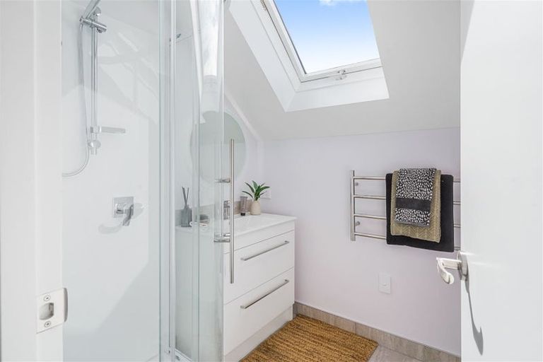 Photo of property in 31 Althorp Place, Avonhead, Christchurch, 8042