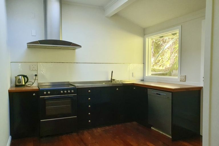 Photo of property in 87 Cecil Road, Wadestown, Wellington, 6012