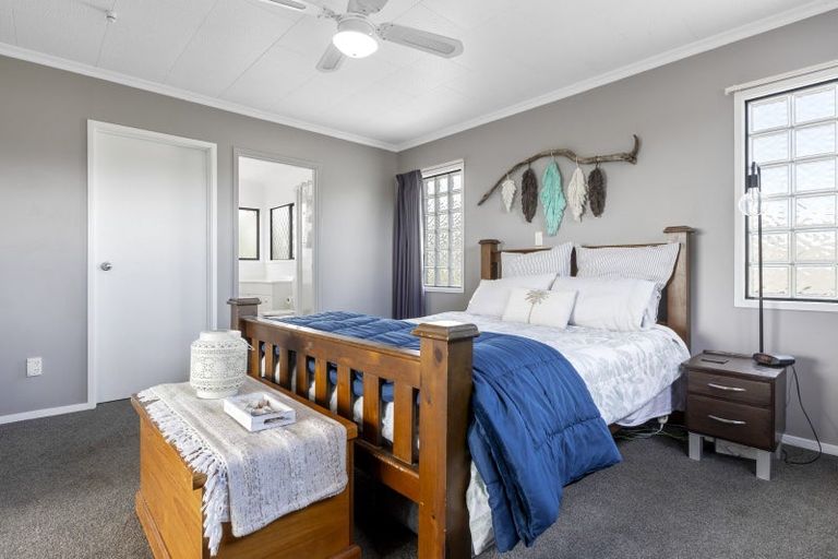 Photo of property in 68 Brois Street, Frankleigh Park, New Plymouth, 4310