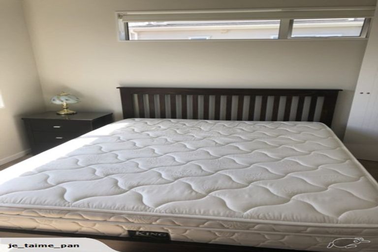 Photo of property in 40 Corricvale Way, Northcross, Auckland, 0630