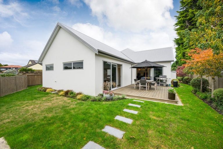 Photo of property in 5 Heritage Place, Terrace End, Palmerston North, 4410