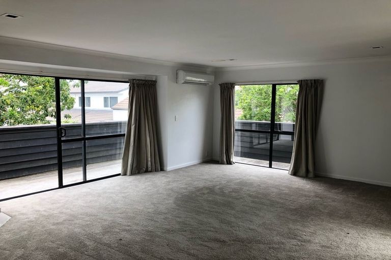 Photo of property in 54a Hattaway Avenue, Bucklands Beach, Auckland, 2012