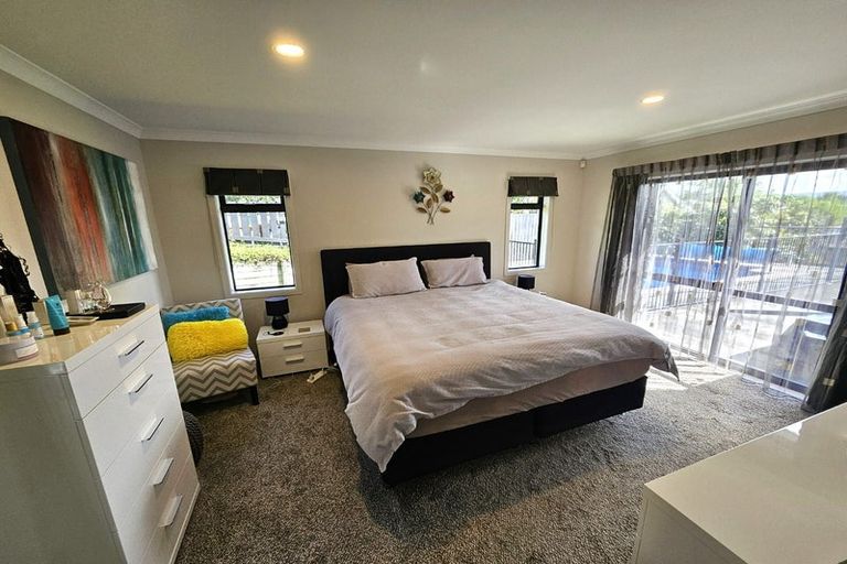 Photo of property in 14 Caldera Crescent, Pyes Pa, Tauranga, 3112