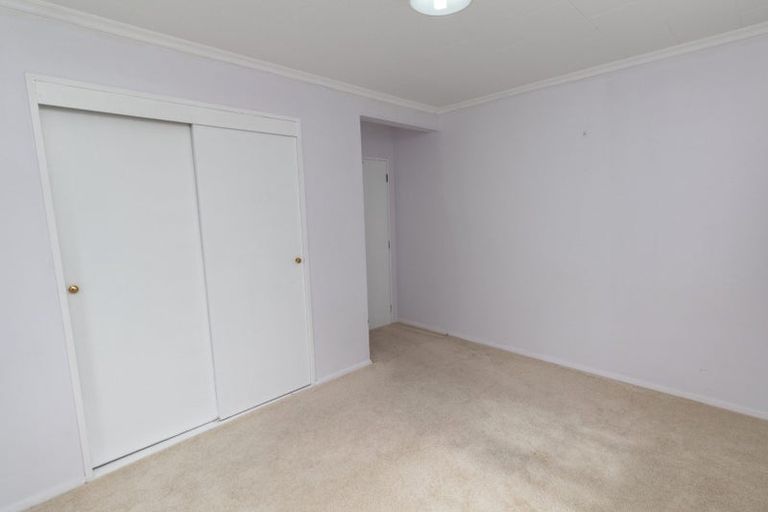 Photo of property in 124 Naenae Road, Naenae, Lower Hutt, 5011