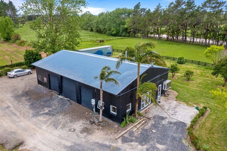 Photo of property in 74 Brookvale Lane, Taupaki, 0782