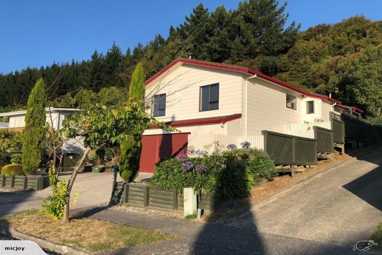 Photo of property in 18 Trelawney Road, Wainuiomata, Lower Hutt, 5014