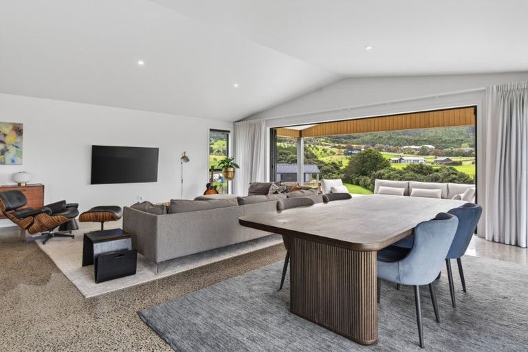 Photo of property in 10 Lakeview Lane, Mangawhai, 0573