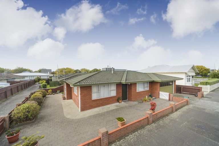 Photo of property in 117 Roy Street, Palmerston North, 4410