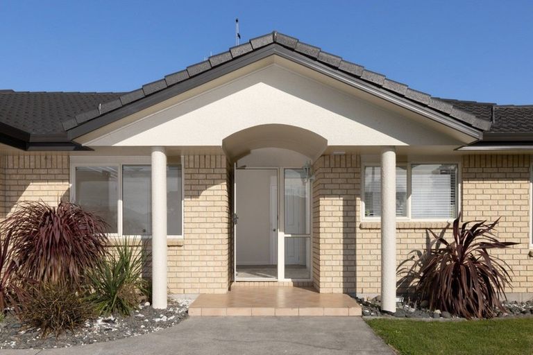 Photo of property in 142 Evans Road, Papamoa Beach, Papamoa, 3118