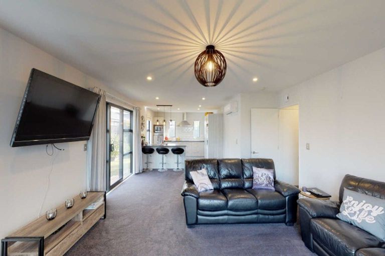 Photo of property in 18 Maka Lane, Halswell, Christchurch, 8025