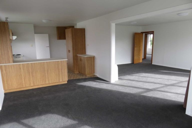 Photo of property in 2 Carbine Place, Sockburn, Christchurch, 8042