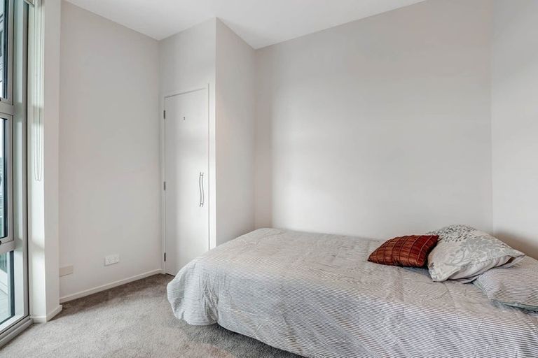 Photo of property in 507/11 Tamariki Avenue, Kelston, Auckland, 0602