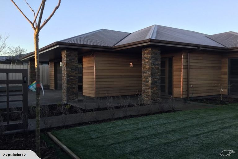 Photo of property in 127 Arataki Road, Havelock North, 4130