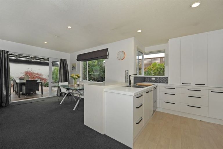 Photo of property in 511a Harewood Road, Harewood, Christchurch, 8051