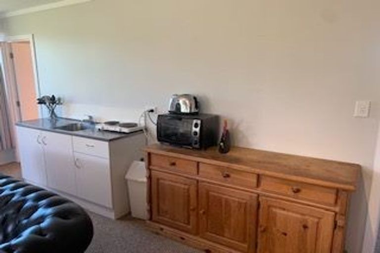 Photo of property in 337e Clarks Beach Road, Clarks Beach, Pukekohe, 2679