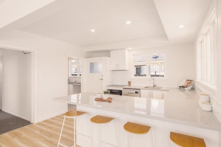 Photo of property in 19 Griffiths Avenue, Linwood, Christchurch, 8062