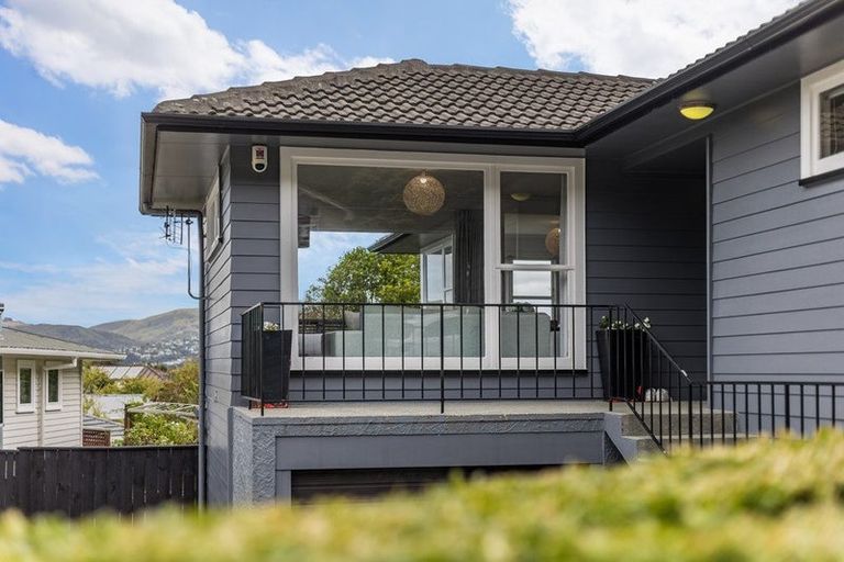Photo of property in 5 Mission Street, Waterloo, Lower Hutt, 5011