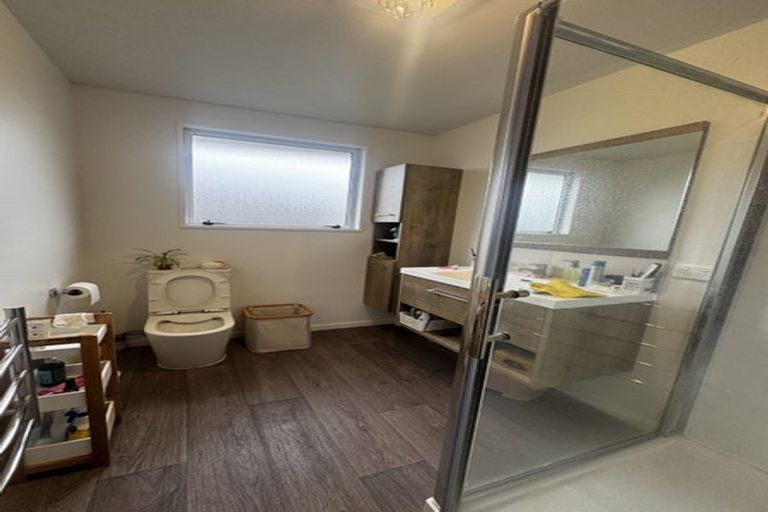 Photo of property in 17 Abingdon Court, Avonhead, Christchurch, 8042