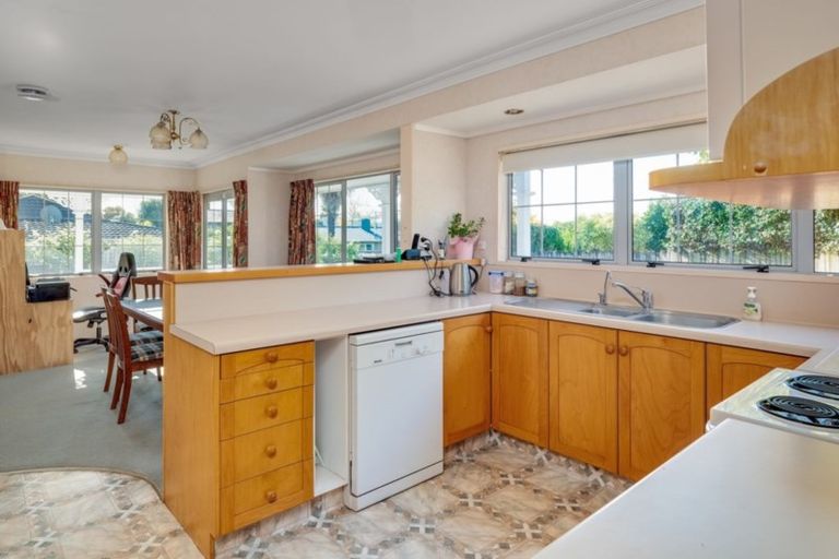 Photo of property in 384b Devonport Road, Tauranga South, Tauranga, 3112