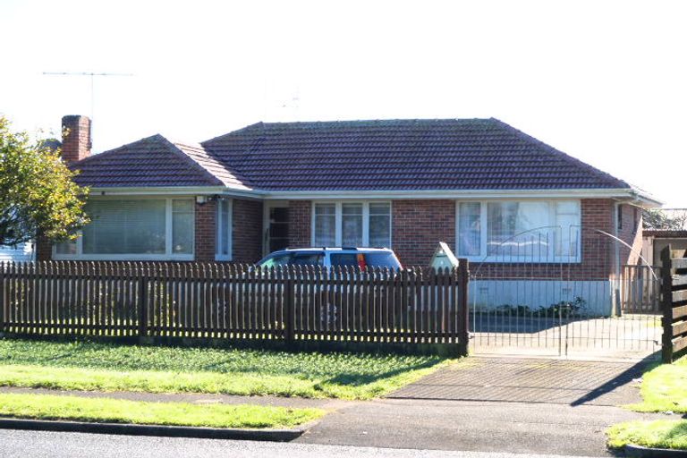 Photo of property in 87 Buckland Road, Mangere East, Auckland, 2024