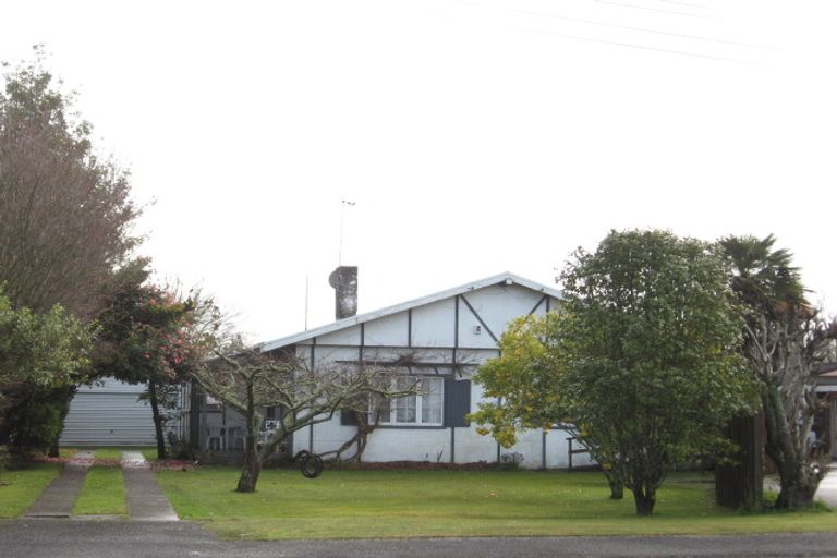 Photo of property in 19 Enderley Avenue, Enderley, Hamilton, 3214