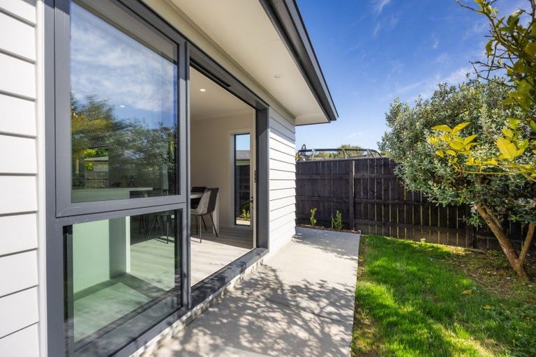 Photo of property in 1a Christian Place, Awapuni, Palmerston North, 4412
