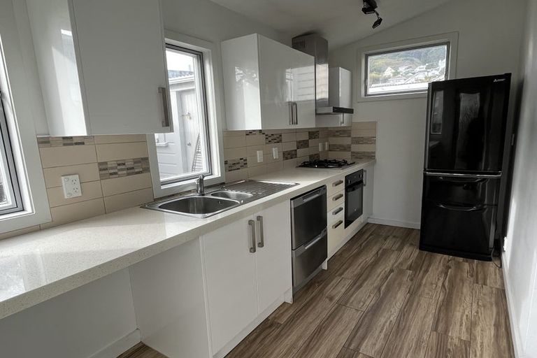 Photo of property in 7 Fallowfield Avenue, Mount Victoria, Wellington, 6011