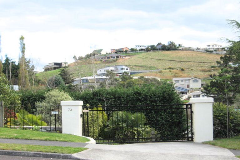 Photo of property in 73 Resolution Road, Welcome Bay, Tauranga, 3112