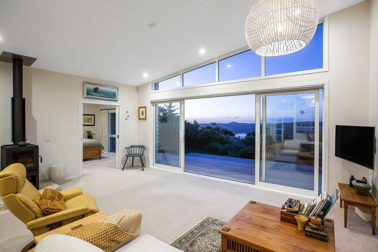 Photo of property in 152 Eskdale Road, Papakowhai, Porirua, 5024