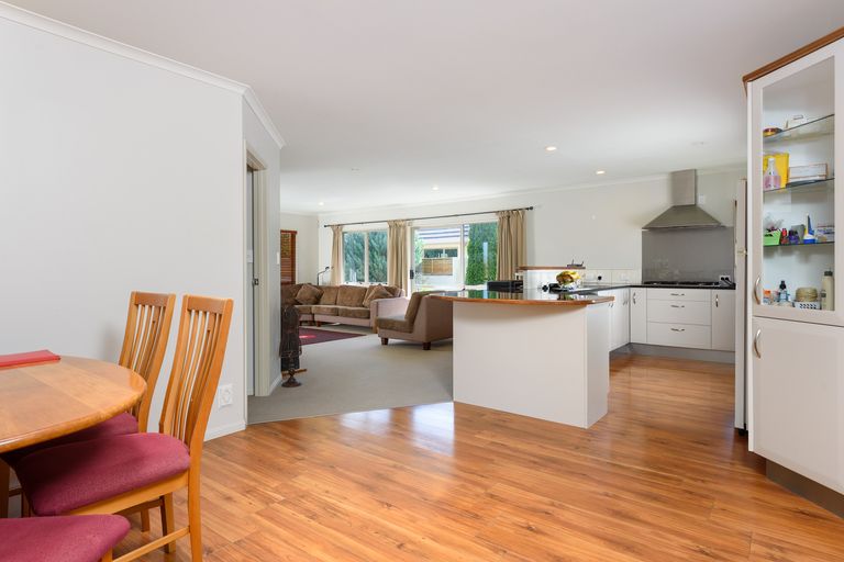 Photo of property in 627 Gloucester Road, Papamoa Beach, Papamoa, 3118