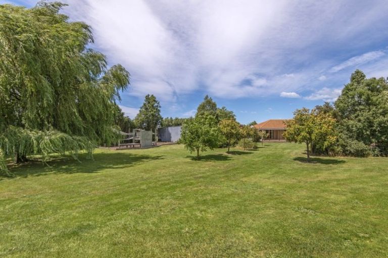 Photo of property in 75 Old Main Road North, Leithfield, Amberley, 7481