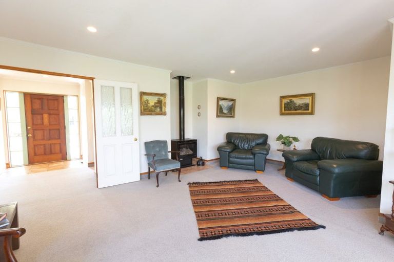 Photo of property in 3 Montague Way, Taradale, Napier, 4112