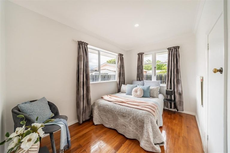 Photo of property in 54 Routley Crescent, Elderslea, Upper Hutt, 5018